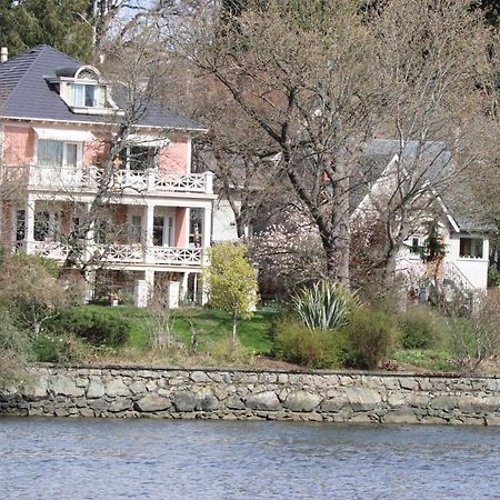 Lipton Place By Elegant Waterfront Esquimalt Esterno foto